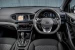 Hyundai IONIQ plug-in hybrid 2017 года (UK)